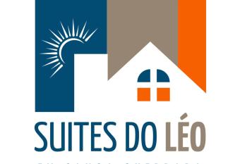 Suites do Leo. has Balcony rooms