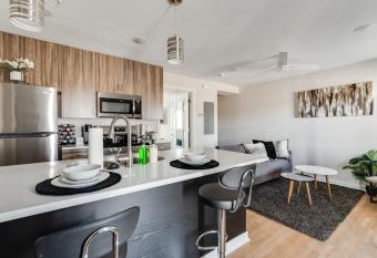 Stylish Luxe Apt w/ Onsite Parking allows 18 year olds to book a room