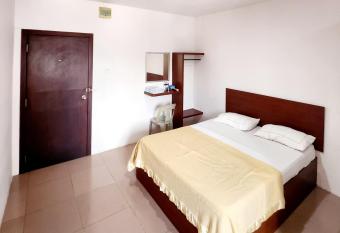 WSL Hotel Mitra Reddoorz allows 18 year olds to book a room