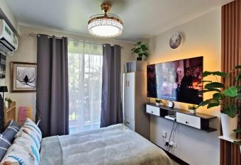 SAEKYUNG CoNDo HoMESTaY has Balcony rooms