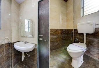 hotel king inn has Balcony rooms