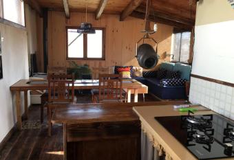 Sea Views / Fabulous Attic / Fast Fibre Optic has Balcony rooms