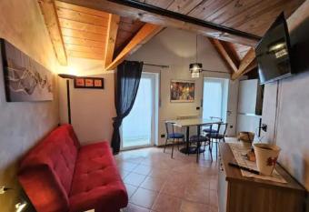 Mansarda Comano Terme has Balcony rooms