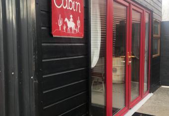 Bob   s Cabin allows 18 year olds to book a room