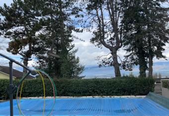 Chez R  my has Balcony rooms