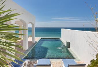 Azohia de las palomas has Balcony rooms