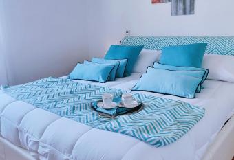 Camera Panoramica in Villa vista Mare e Vesuvio has Balcony rooms