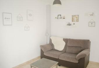 Apartamentos RuiSol - AUTO CHECKIN - by Centrall alquileres tur  sticos allows 18 year olds to book a room