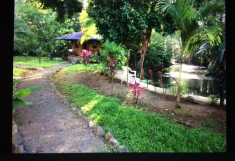 Sabalo Lodge Tours and Cabins has Balcony rooms