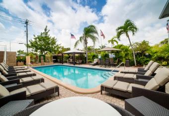 Sheridan Suites Apartments has Balcony rooms