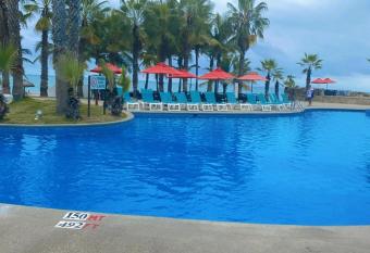 Punta Centinella Yacht Club has Balcony rooms