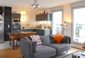 Spacious cocoon with parking has Balcony rooms