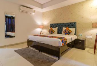 TIPSYY INN 007 has Smoking/Balcony rooms