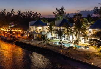 Casa Cenote Hotel has Balcony rooms