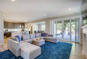 Spacious Lakewood Home Rental w/ AC & Hot Tub! has Balcony rooms