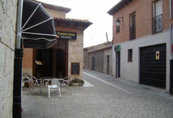 Las Tercias allows 18 year olds to book a room