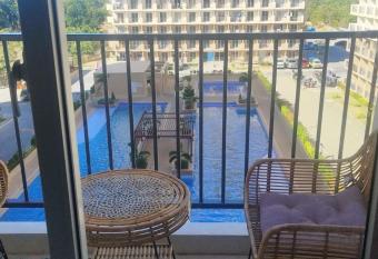 LBS Condo Rental -Pool view 303- 07Flr allows 18 year olds to book a room