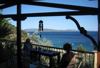 Ktena Apartments has Balcony rooms