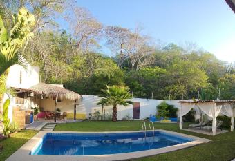 Vive Huatulco en Casa Arena de Mar has Balcony rooms