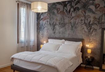 Ca  Marinaressa has Balcony rooms