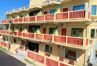 Caye Caulker Plaza Hotel has Balcony rooms