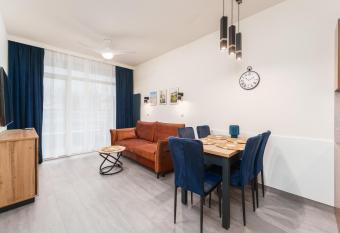 Apartament Calvados II by HolidaySun has Balcony rooms