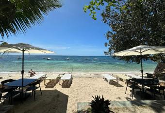 Pearl Resort Panglao,Dauis Bikini Beach has Balcony rooms