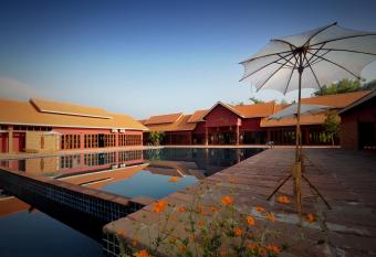 Chiangmai Royal Creek Hotel has Balcony rooms