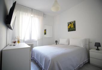 Casa Giulia has Balcony rooms