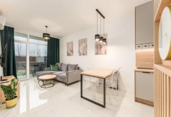 Apartament Eco Modern III by HolidaySun has Balcony rooms