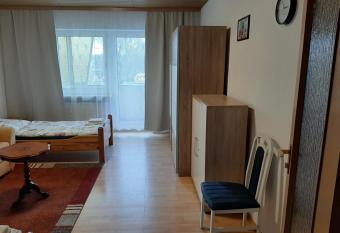 Ferienwohnung Andy has Balcony rooms