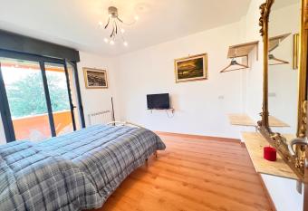 Casa Pavone has Balcony rooms