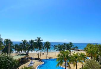 Bahiamar has Balcony rooms