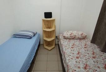 departamento c  ntrico allows 18 year olds to book a room