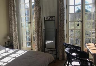 Chambre d h  te du Ch  teau has Balcony rooms