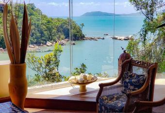 Recanto has Balcony rooms