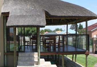 Die Suidwester Gastehuis has Balcony rooms