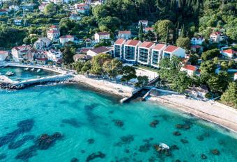 Maistra Select Mlini Hotel has Balcony rooms