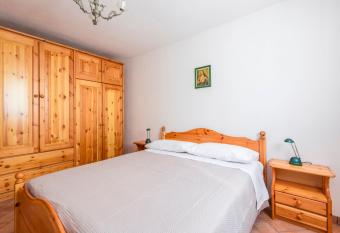 Fanano Apartments - Magnanini 57 by Alterego allows 18 year olds to book a room