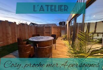 L atelier de la clef des Paons has Balcony rooms