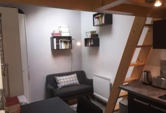 Tiny house avec terrasse has Balcony rooms