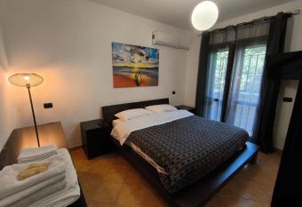 TheColours has Balcony rooms