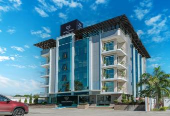 Green Platinum Hotel allows 18 year olds to book a room