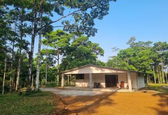 Quinta la Inesperada has Balcony rooms