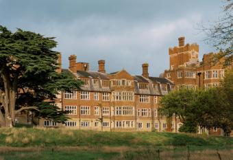 Birch Selsdon allows 18 year olds to book a room