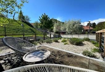 Apartm  n U Venu  e has Balcony rooms