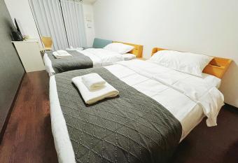 Osaka UE Hotel              has Balcony rooms