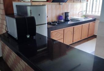 R  sidence de tourisme Bougainville has Balcony rooms