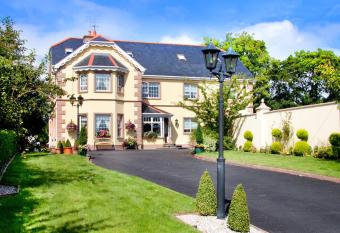 Ballyraine Guesthouse allows 18 year olds to book a room