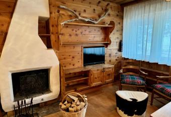 Ca Dolomia - Splendido appartamento in centro has Balcony rooms